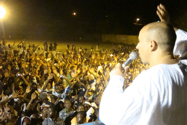 Kristian Lythe with the crowds coming forward to accept Jesus